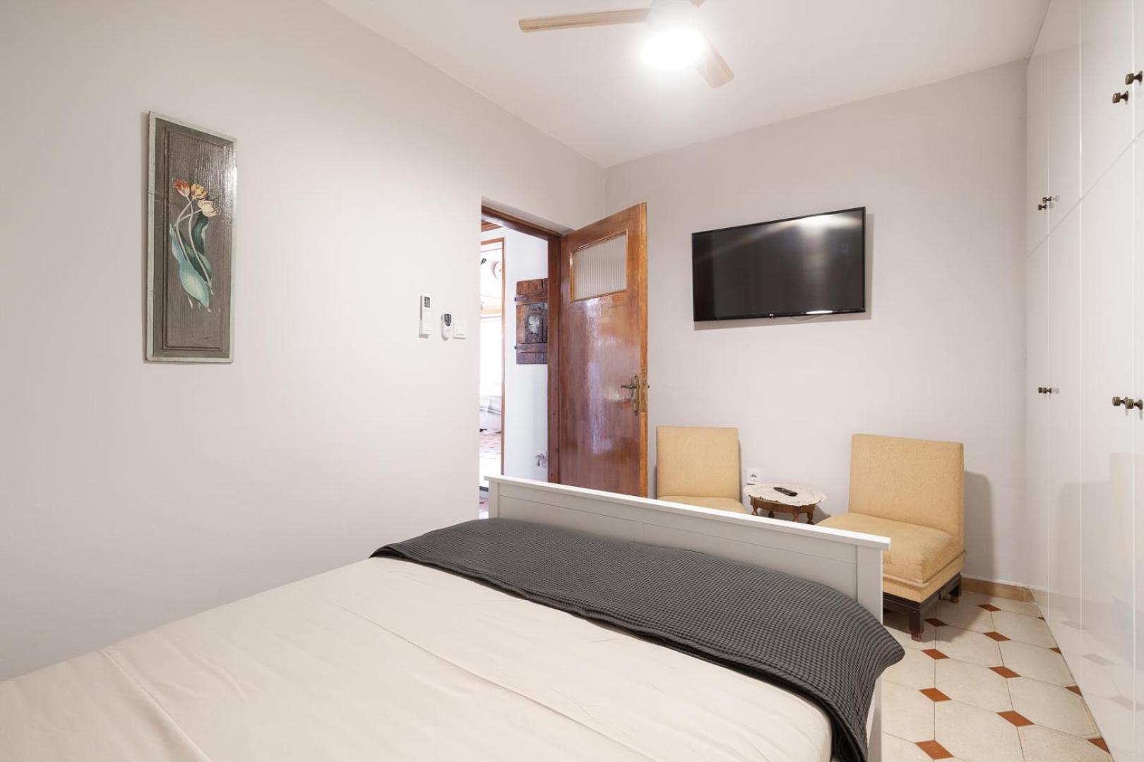 Caldera Close To The Port, Airport & Athens Rafina  Bagian luar foto