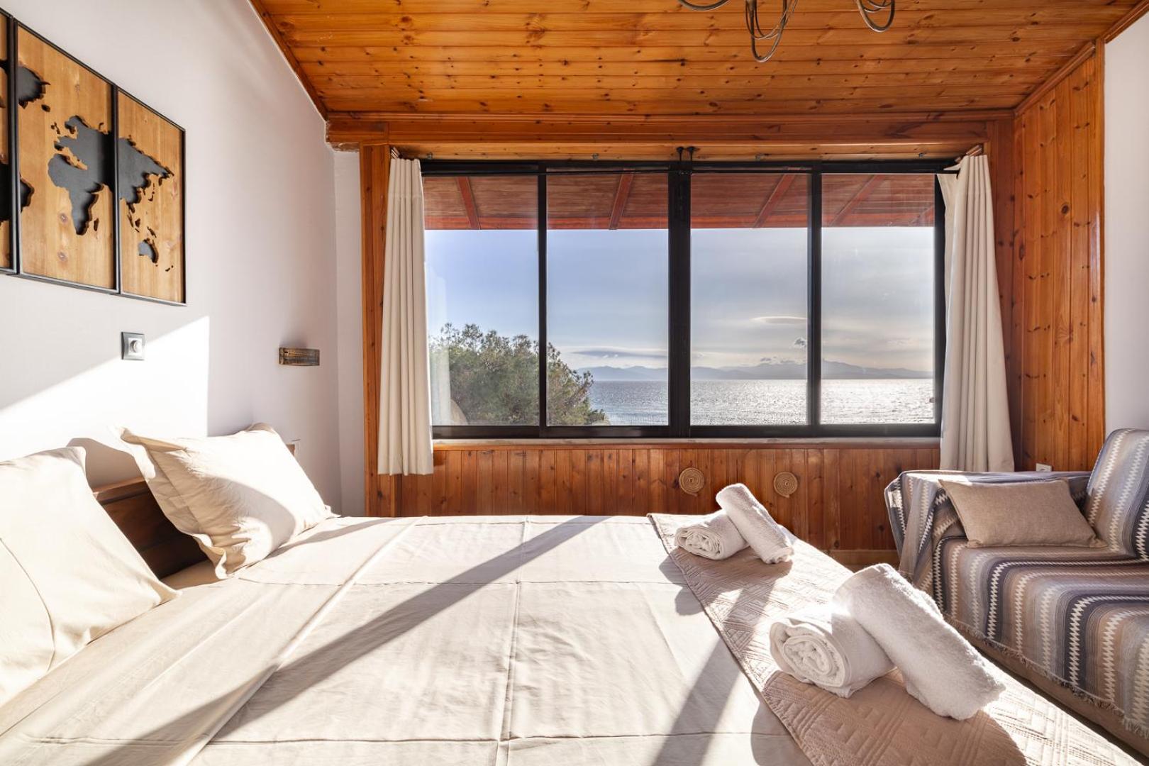 Caldera Close To The Port, Airport & Athens Rafina  Bagian luar foto