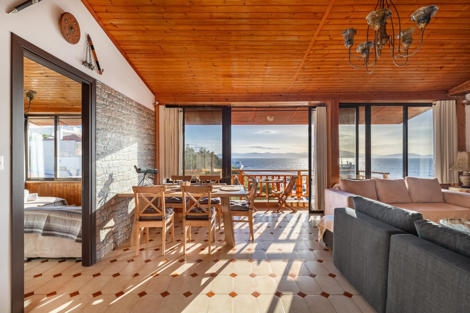 Caldera Close To The Port, Airport & Athens Rafina  Bagian luar foto